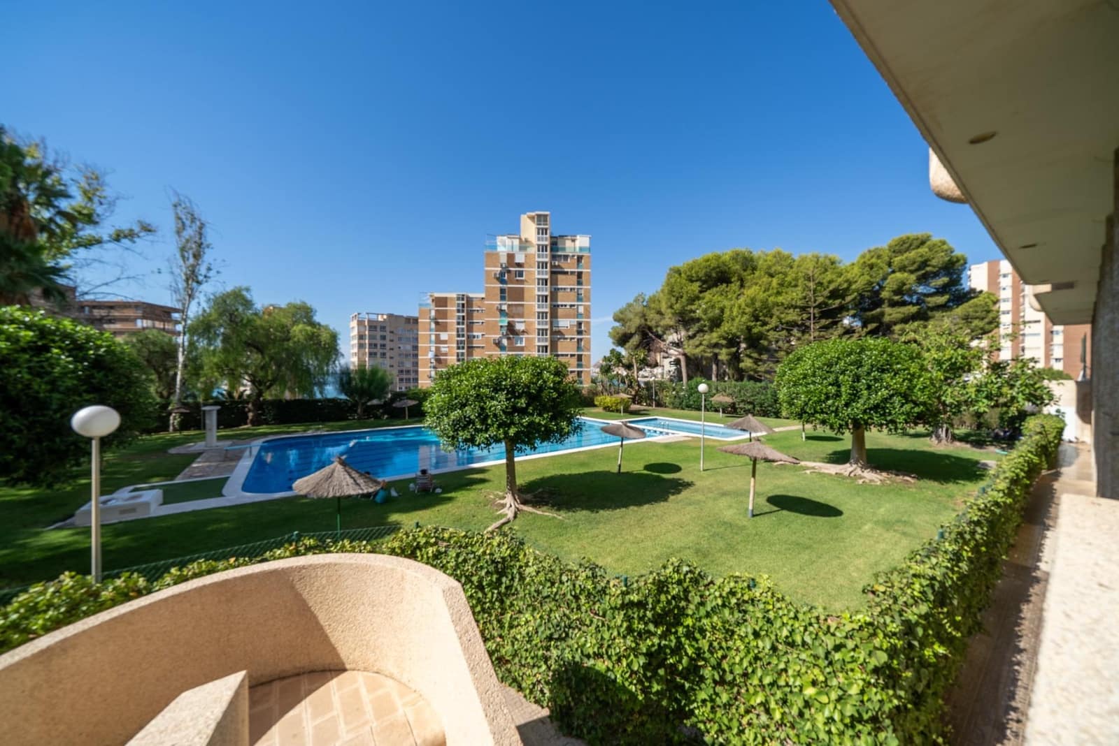 Piso de 2 habitaciones en Alicante / Alacant ciudad en venta con piscina garaje - 349.000 € (Ref: 9356753)