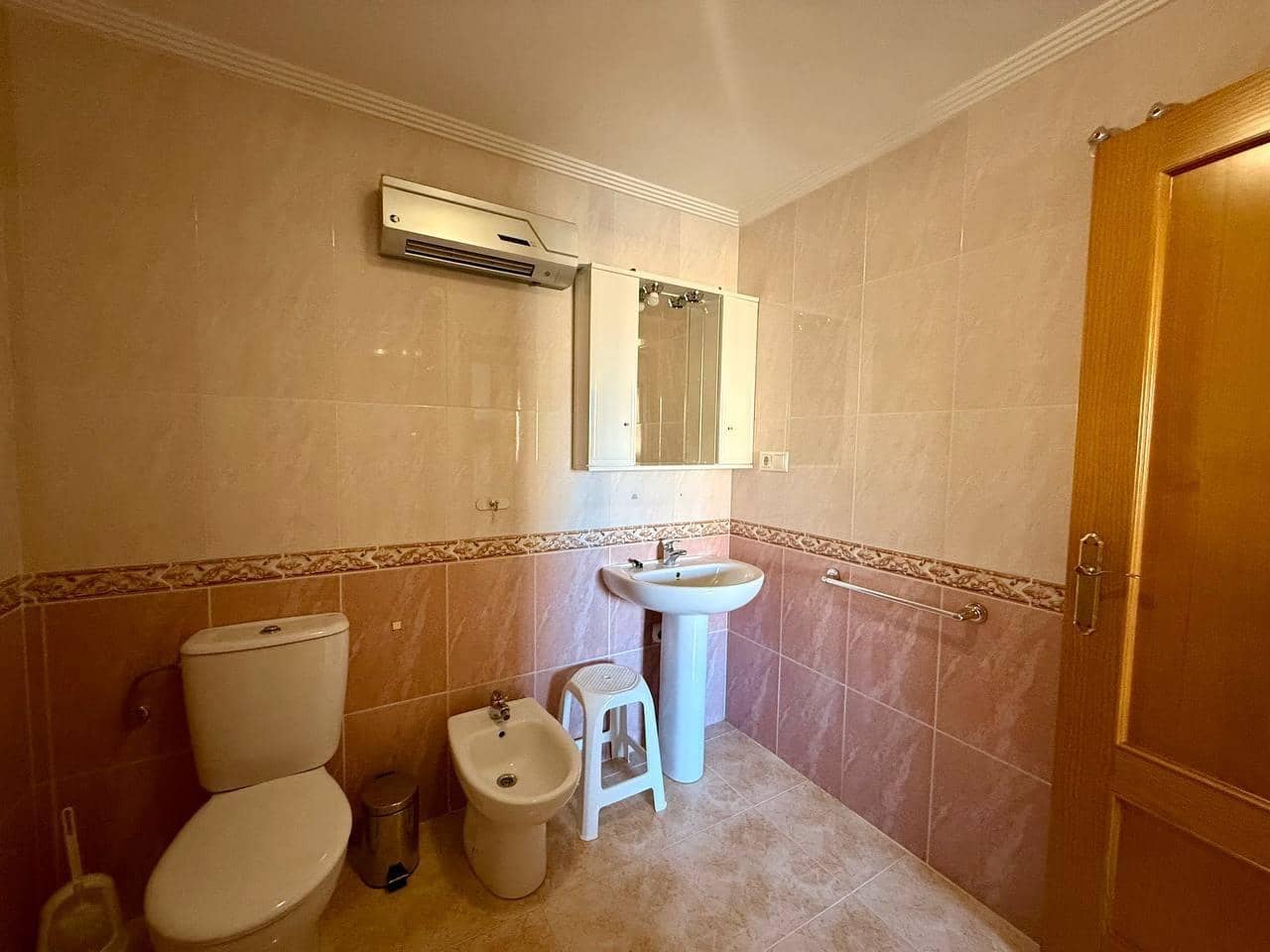 Apartamento de 2 habitaciones en Orihuela Costa en venta con piscina - 144.900 € (Ref: 9359592)