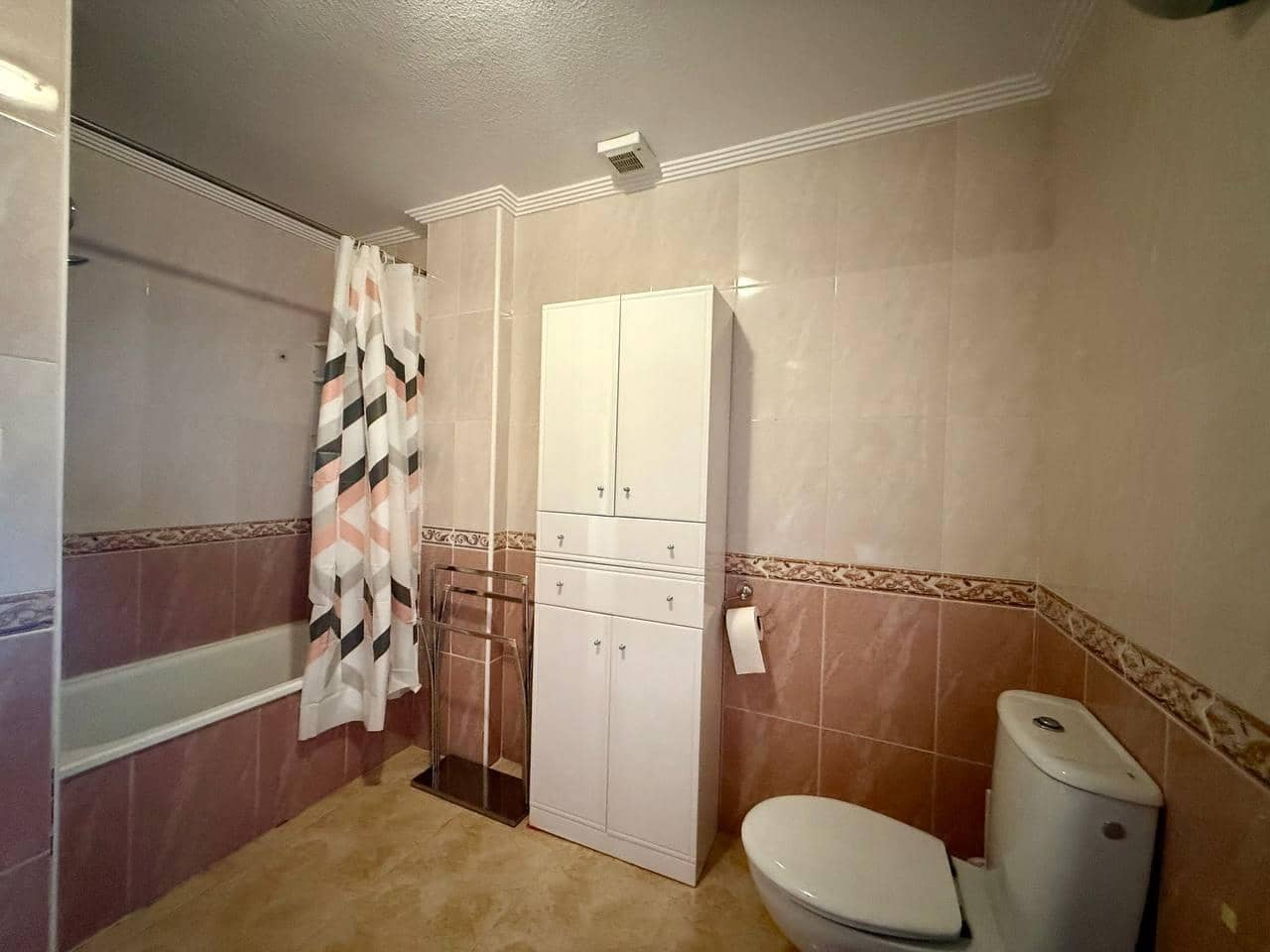 Apartamento de 2 habitaciones en Orihuela Costa en venta con piscina - 144.900 € (Ref: 9359592)