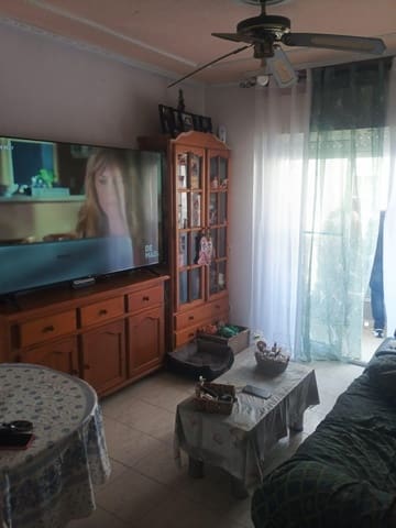 Apartamento de 2 habitaciones en Centro, Torrevieja en venta con piscina - 115.000 € (Ref: 9362631)