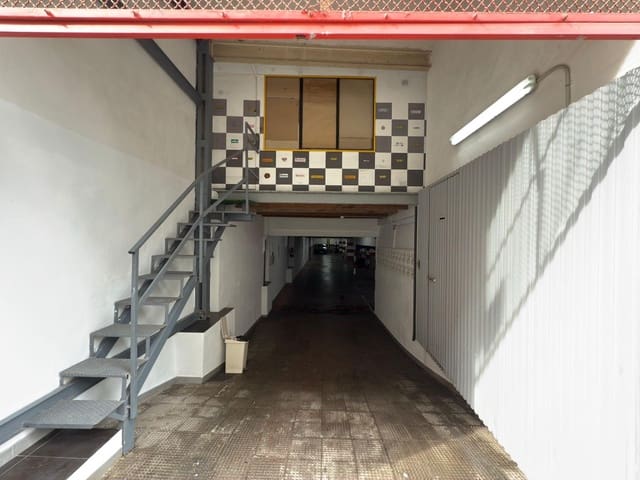 Garaż na sprzedaż w Santo Domingo, Miasto Alicante / Alacant - 299 000 € (Ref: 9367504)