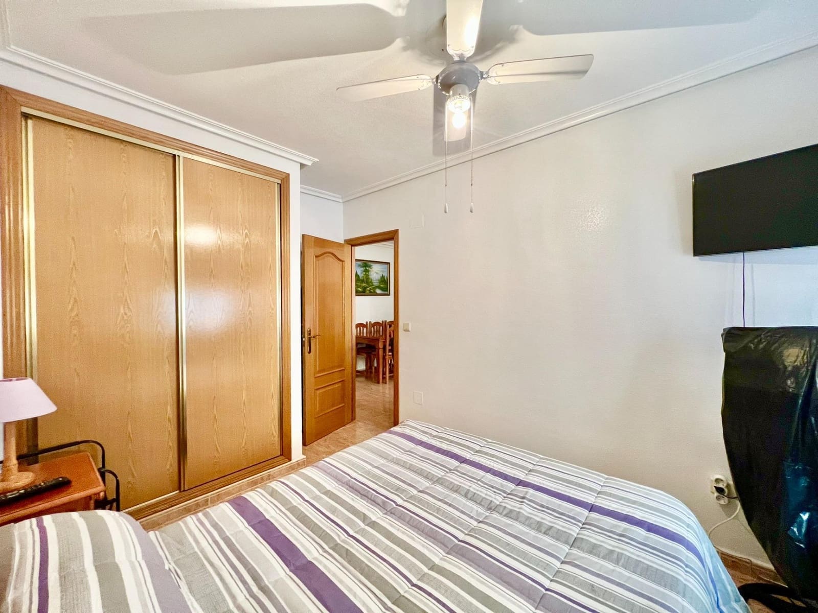 2 makuuhuone Huoneisto myytävänä paikassa Torrevieja mukana uima-altaan - 149 900 € (Ref: 9367505)