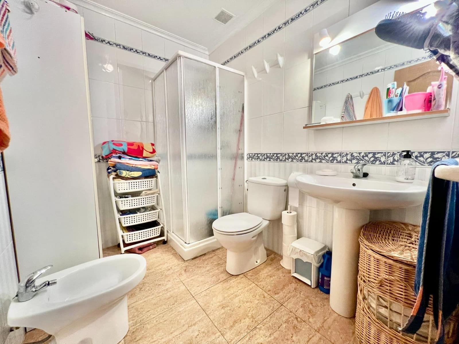 2 makuuhuone Huoneisto myytävänä paikassa Torrevieja mukana uima-altaan - 149 900 € (Ref: 9367505)