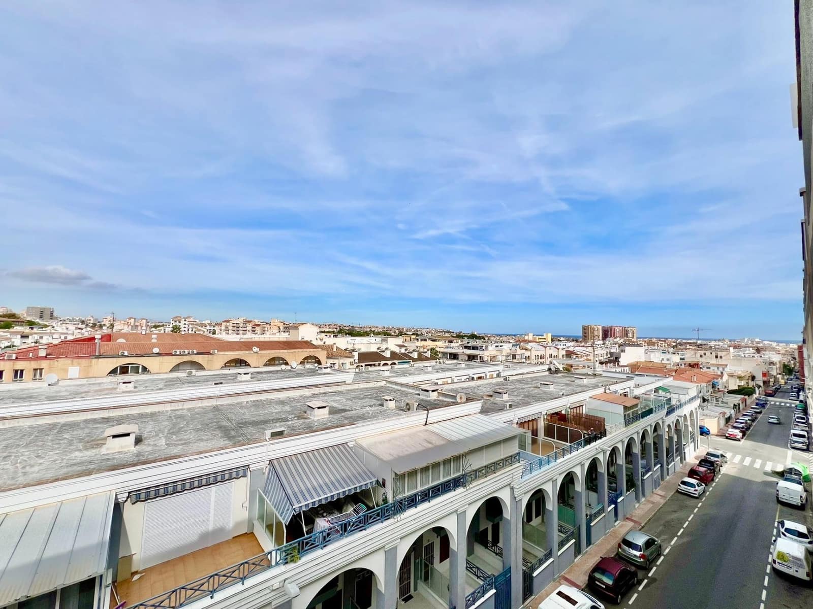 Apartamento de 2 habitaciones en Torrevieja en venta con piscina - 139.900 € (Ref: 9367507)