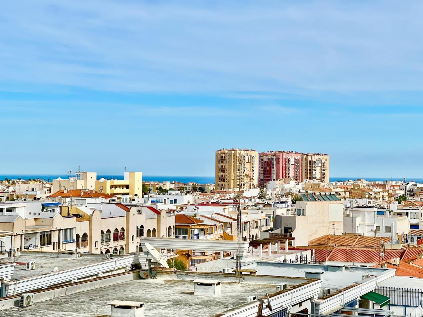 Apartamento de 2 habitaciones en Torrevieja en venta con piscina - 139.900 € (Ref: 9367507)