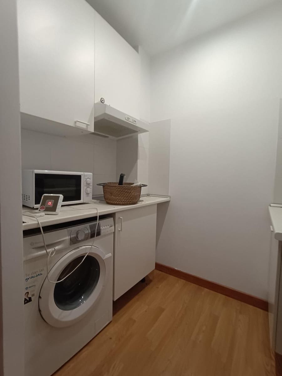 Studio til salg i Madrid by - € 250.000 (Ref: 9374031)