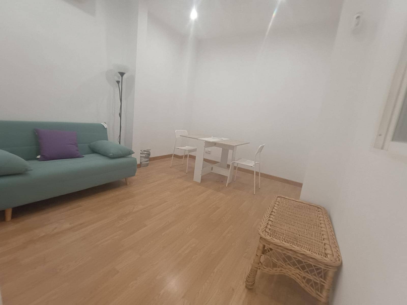 Studio til salg i Madrid by - € 250.000 (Ref: 9374031)
