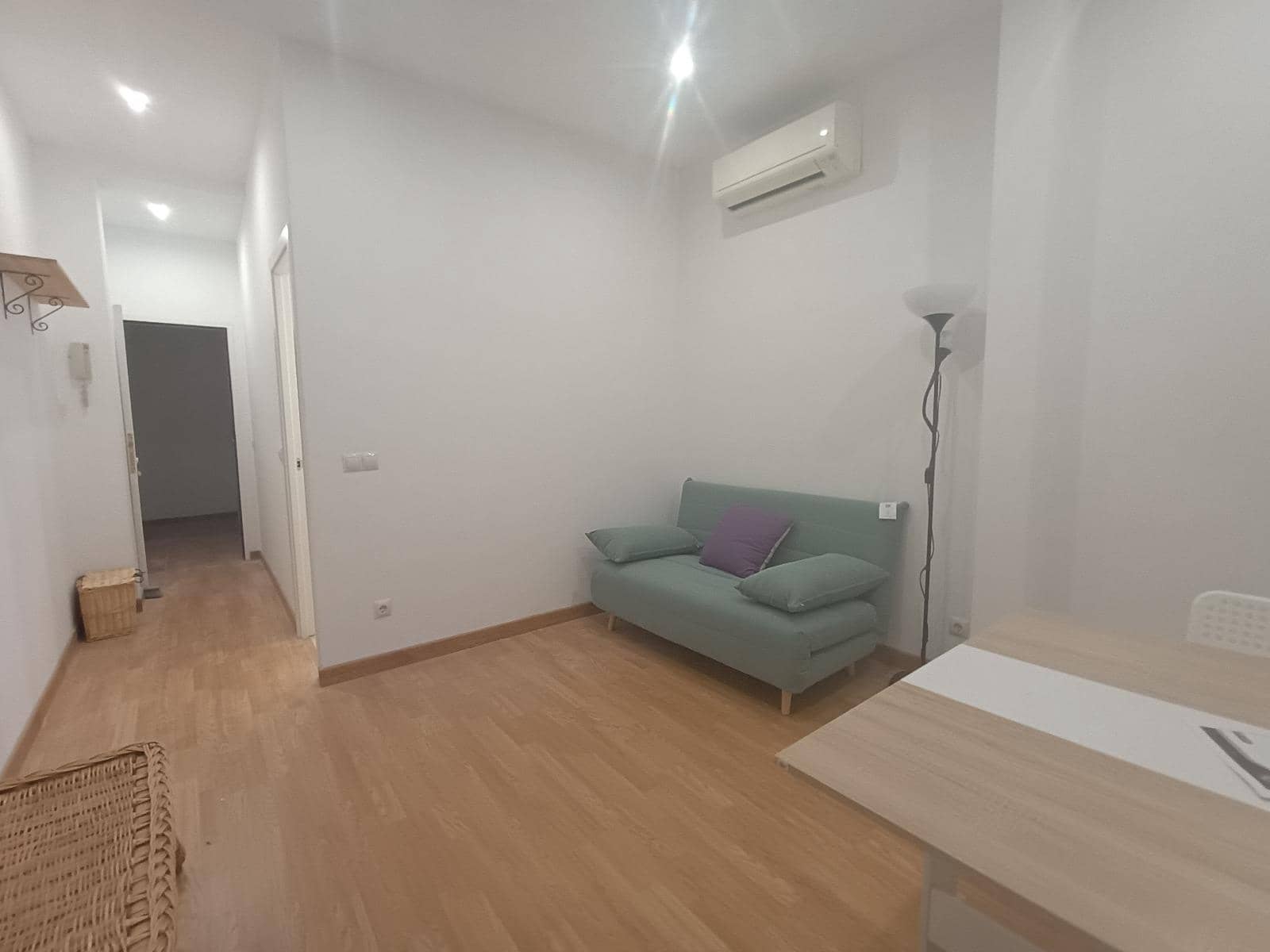 Studio til salg i Madrid by - € 250.000 (Ref: 9374031)