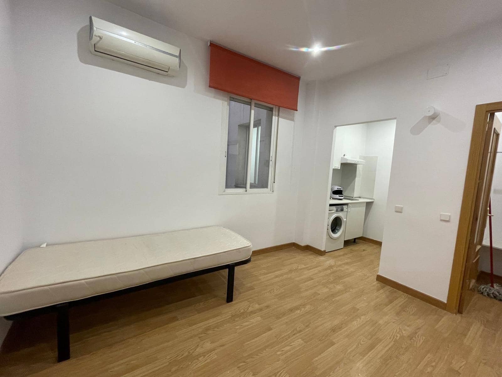 Studio til salg i Madrid by - € 250.000 (Ref: 9374031)