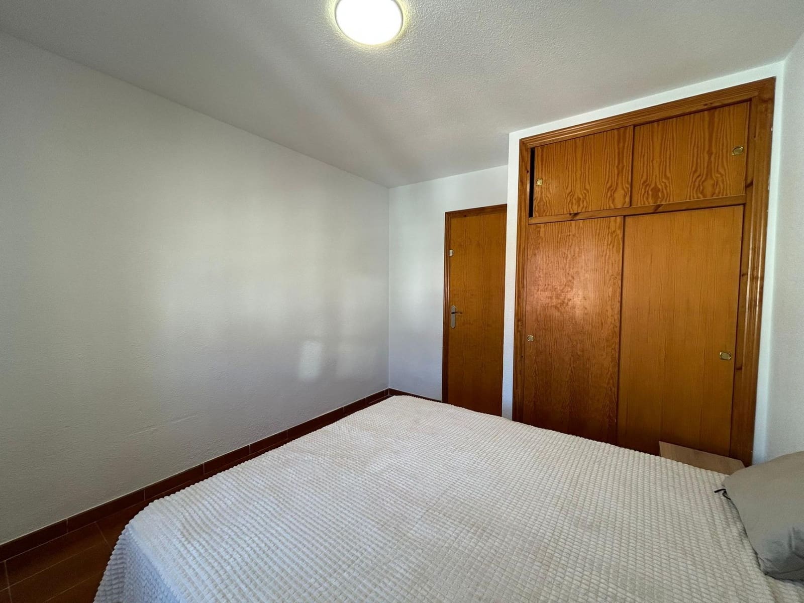 1 chambre Bungalow à vendre à Torrevieja avec piscine - 105 000 € (Ref: 9376712)