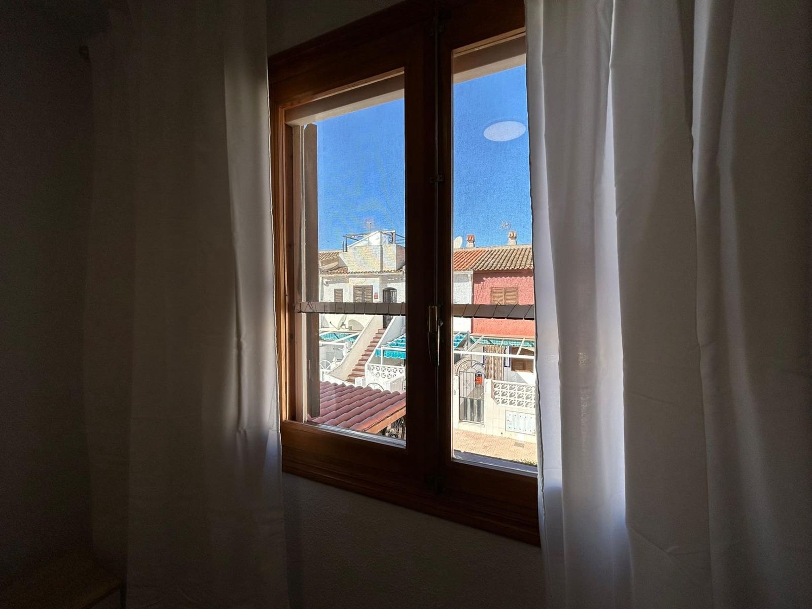 1 chambre Bungalow à vendre à Torrevieja avec piscine - 105 000 € (Ref: 9376712)