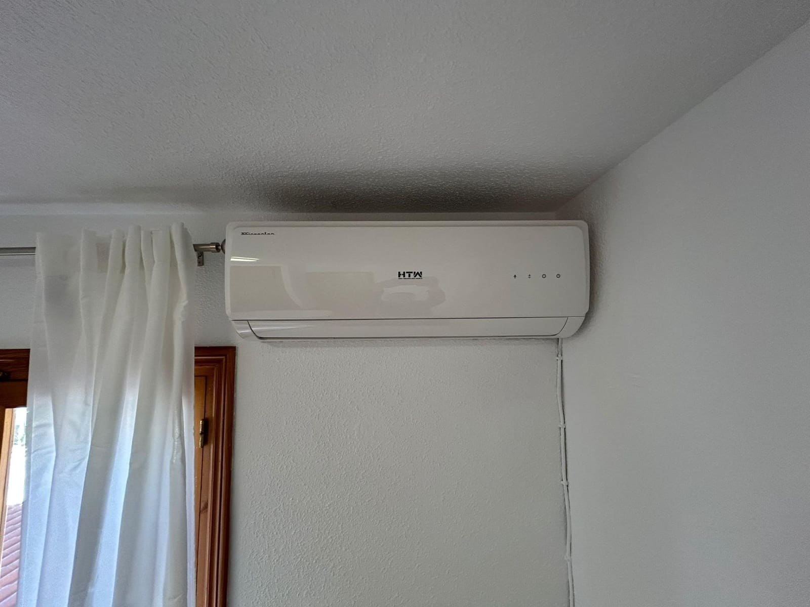 1 chambre Bungalow à vendre à Torrevieja avec piscine - 105 000 € (Ref: 9376712)