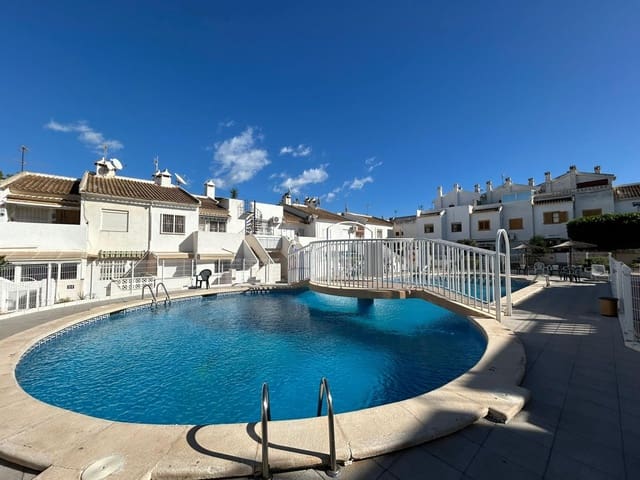 1 chambre Bungalow à vendre à El Chaparral - La Siesta - La Torreta, Torrevieja avec piscine - 105 000 € (Ref: 9376712)