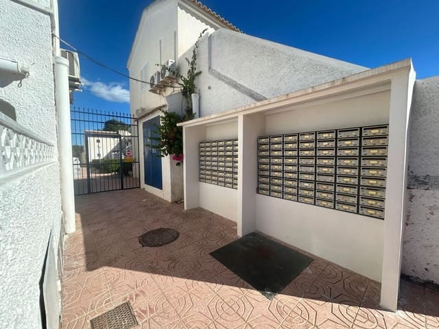 1 chambre Bungalow à vendre à El Chaparral - La Siesta - La Torreta, Torrevieja avec piscine - 105 000 € (Ref: 9376712)