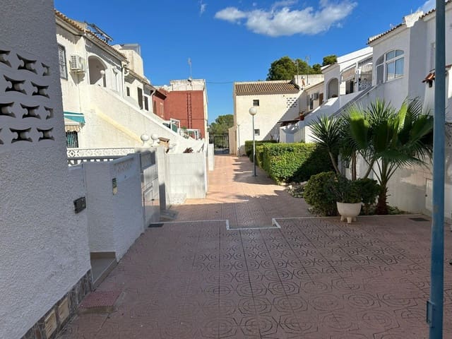 1 chambre Bungalow à vendre à El Chaparral - La Siesta - La Torreta, Torrevieja avec piscine - 105 000 € (Ref: 9376712)