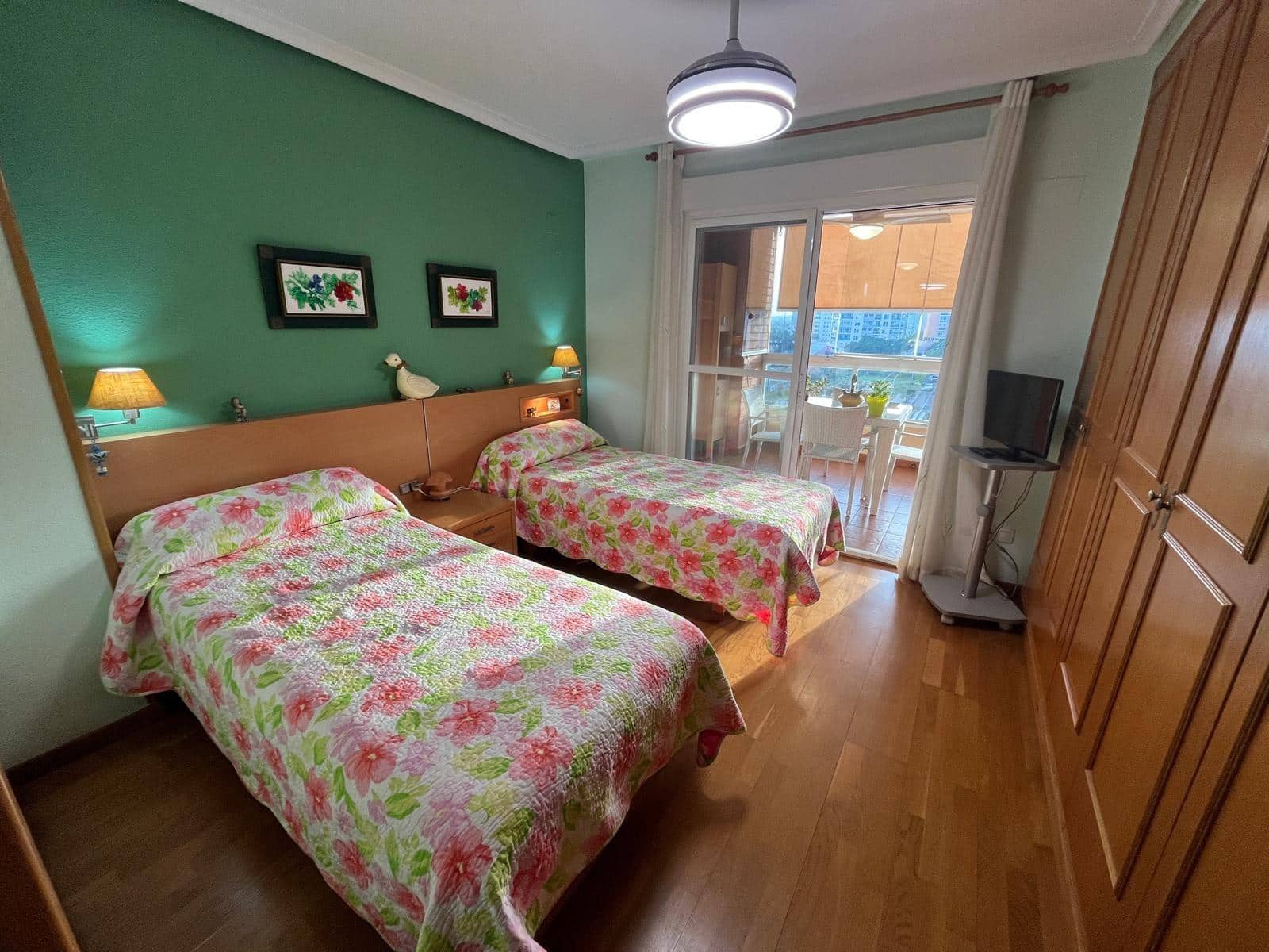 2 soveværelse Lejlighed til salg i Alicante by med swimmingpool garage - € 340.000 (Ref: 9379023)