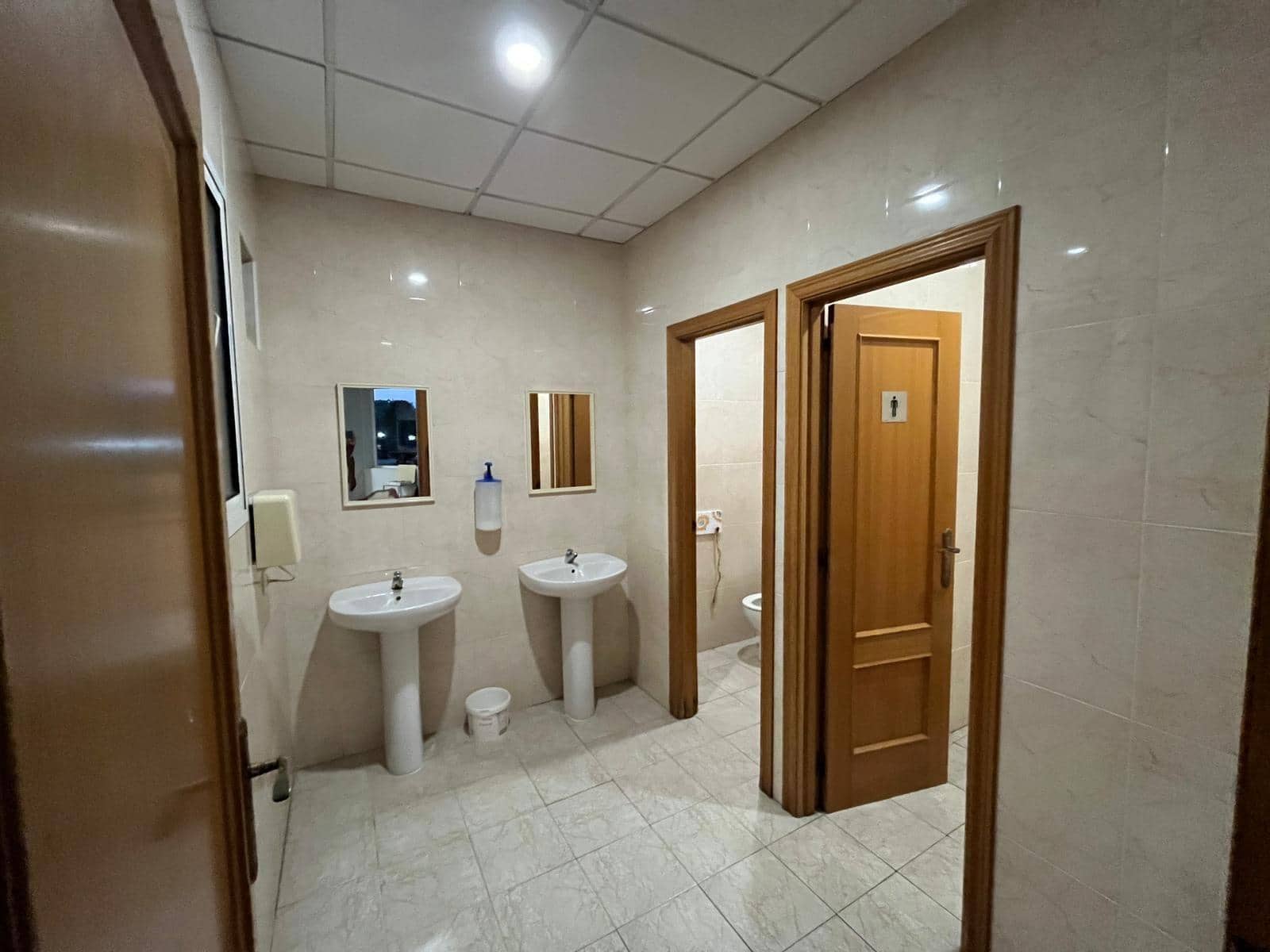 2 soveværelse Lejlighed til salg i Alicante by med swimmingpool garage - € 340.000 (Ref: 9379023)