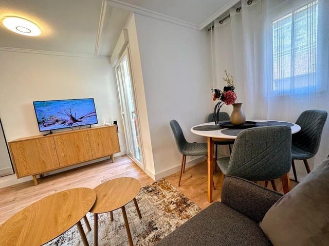2 makuuhuone Huoneisto myytävänä paikassa Parque de las Naciones, Torrevieja - 153 900 € (Ref: 9382839)