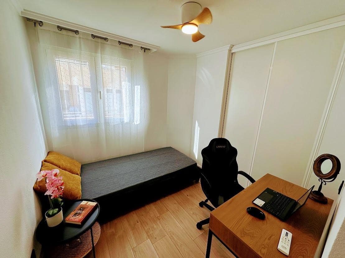2 slaapkamer Appartement te koop in Torrevieja - € 153.900 (Ref: 9382839)