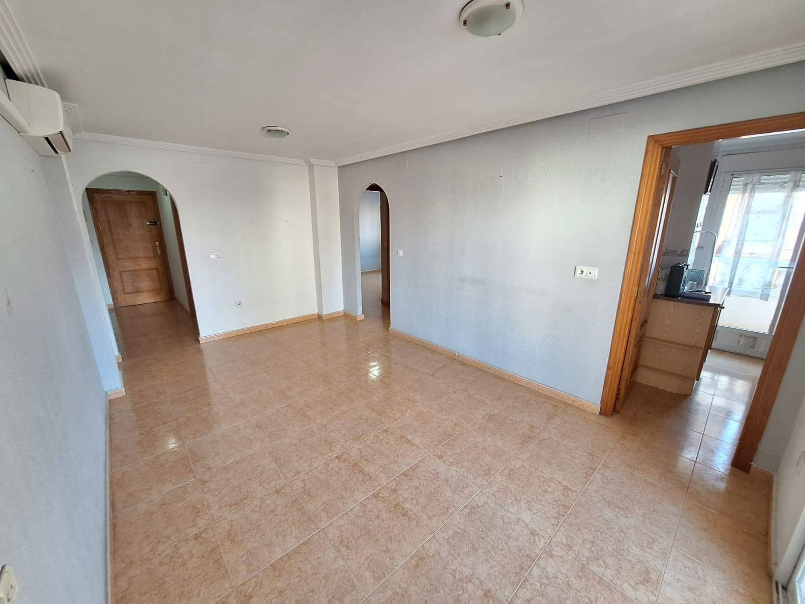 Apartamento de 3 habitaciones en Torrevieja en venta - 209.900 € (Ref: 9382842)
