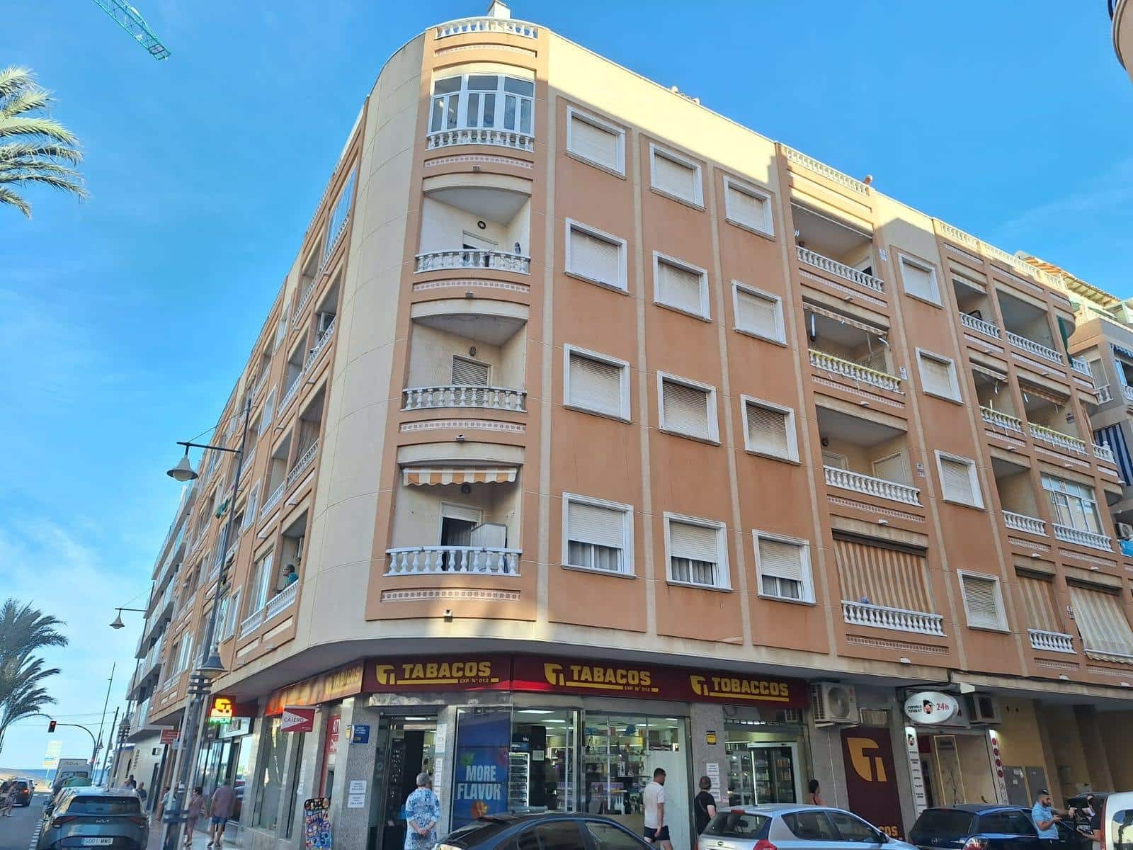 Apartamento de 3 habitaciones en Torrevieja en venta - 209.900 € (Ref: 9382842)