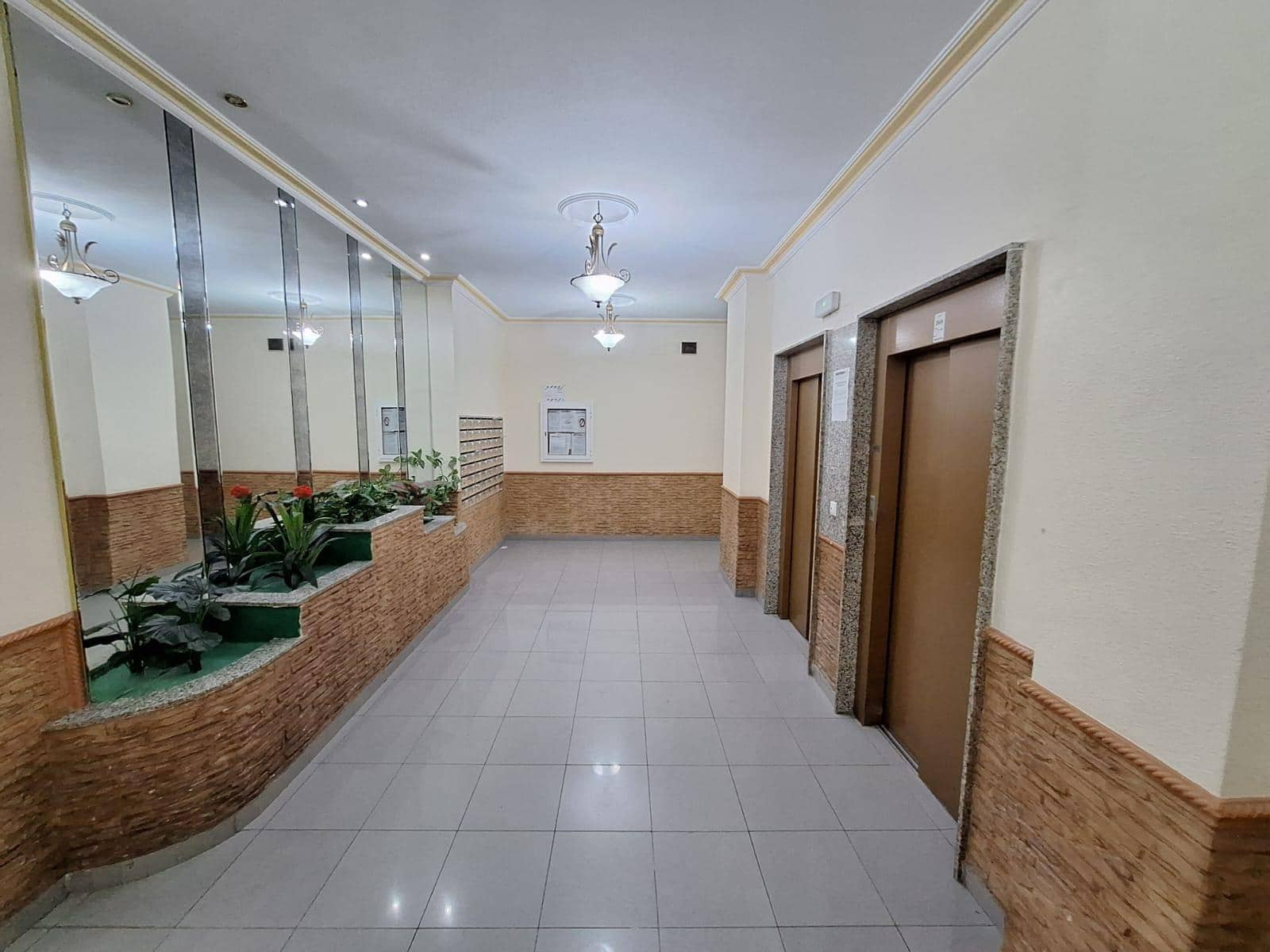 Apartamento de 3 habitaciones en Torrevieja en venta - 209.900 € (Ref: 9382842)