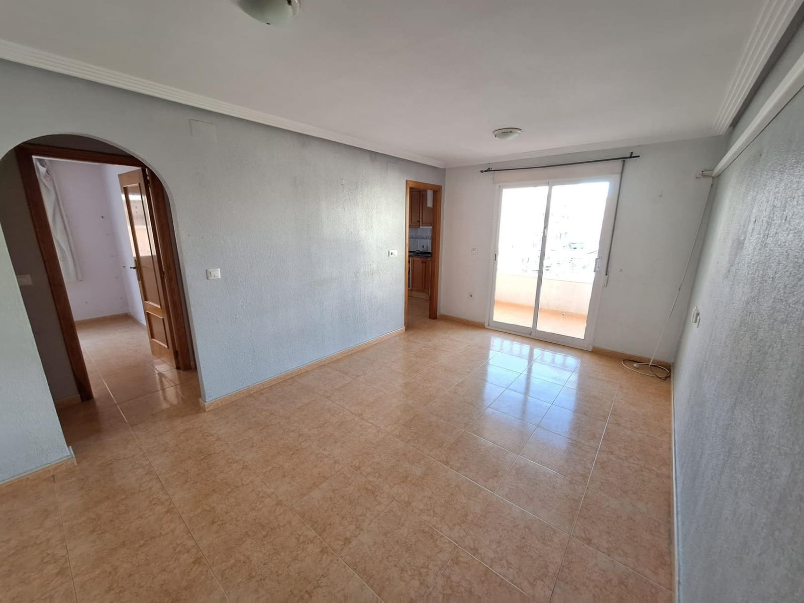 Apartamento de 3 habitaciones en Torrevieja en venta - 209.900 € (Ref: 9382842)
