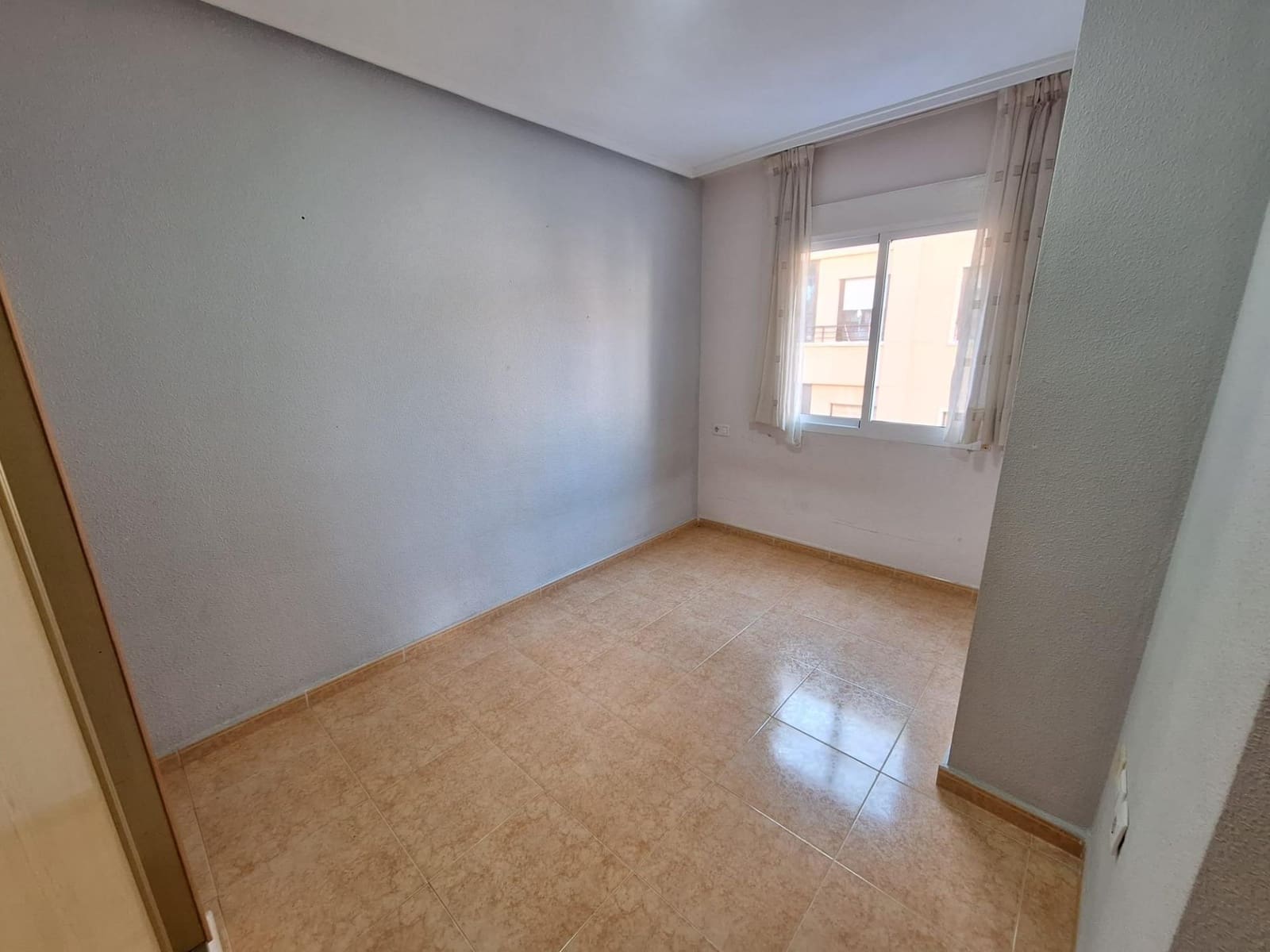Apartamento de 3 habitaciones en Torrevieja en venta - 209.900 € (Ref: 9382842)