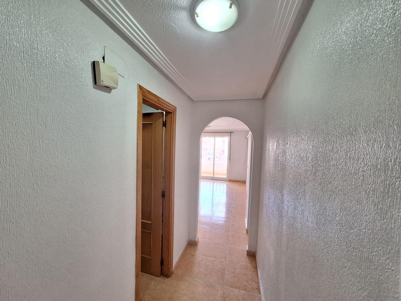 Apartamento de 3 habitaciones en Torrevieja en venta - 209.900 € (Ref: 9382842)