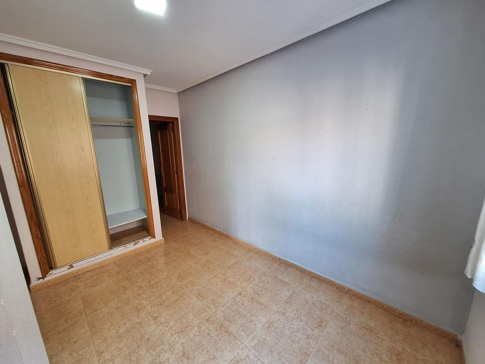 Apartamento de 3 habitaciones en Torrevieja en venta - 209.900 € (Ref: 9382842)