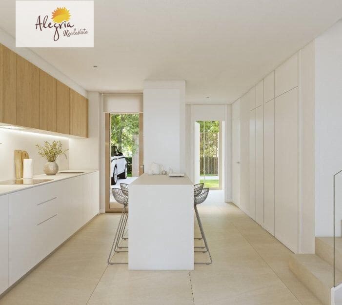 Adosado de 4 habitaciones en Campolivar en venta con piscina - 645.000 € (Ref: 9385598)