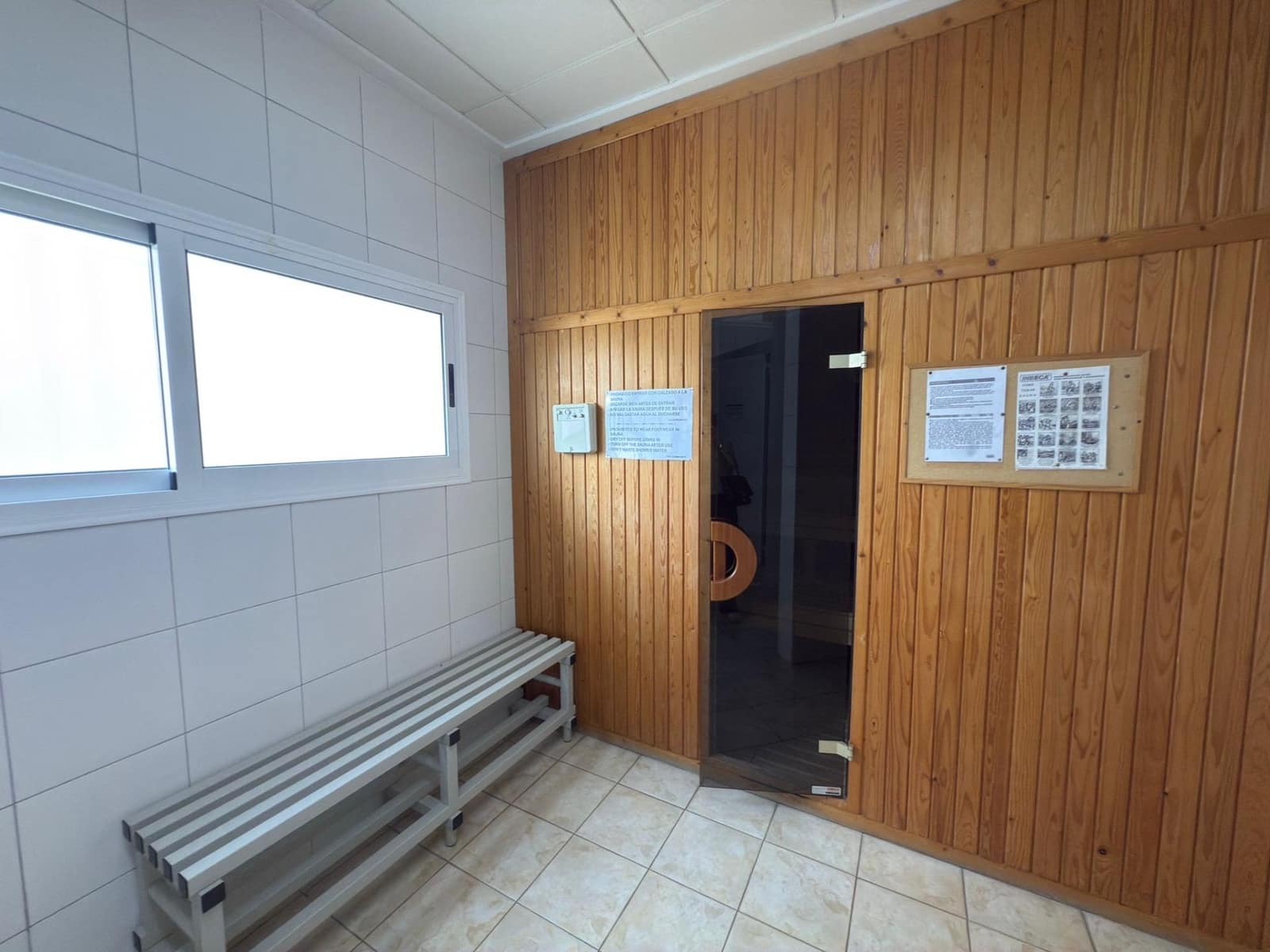 2 chambre Appartement à vendre à El Campello avec piscine garage - 189 000 € (Ref: 9385603)