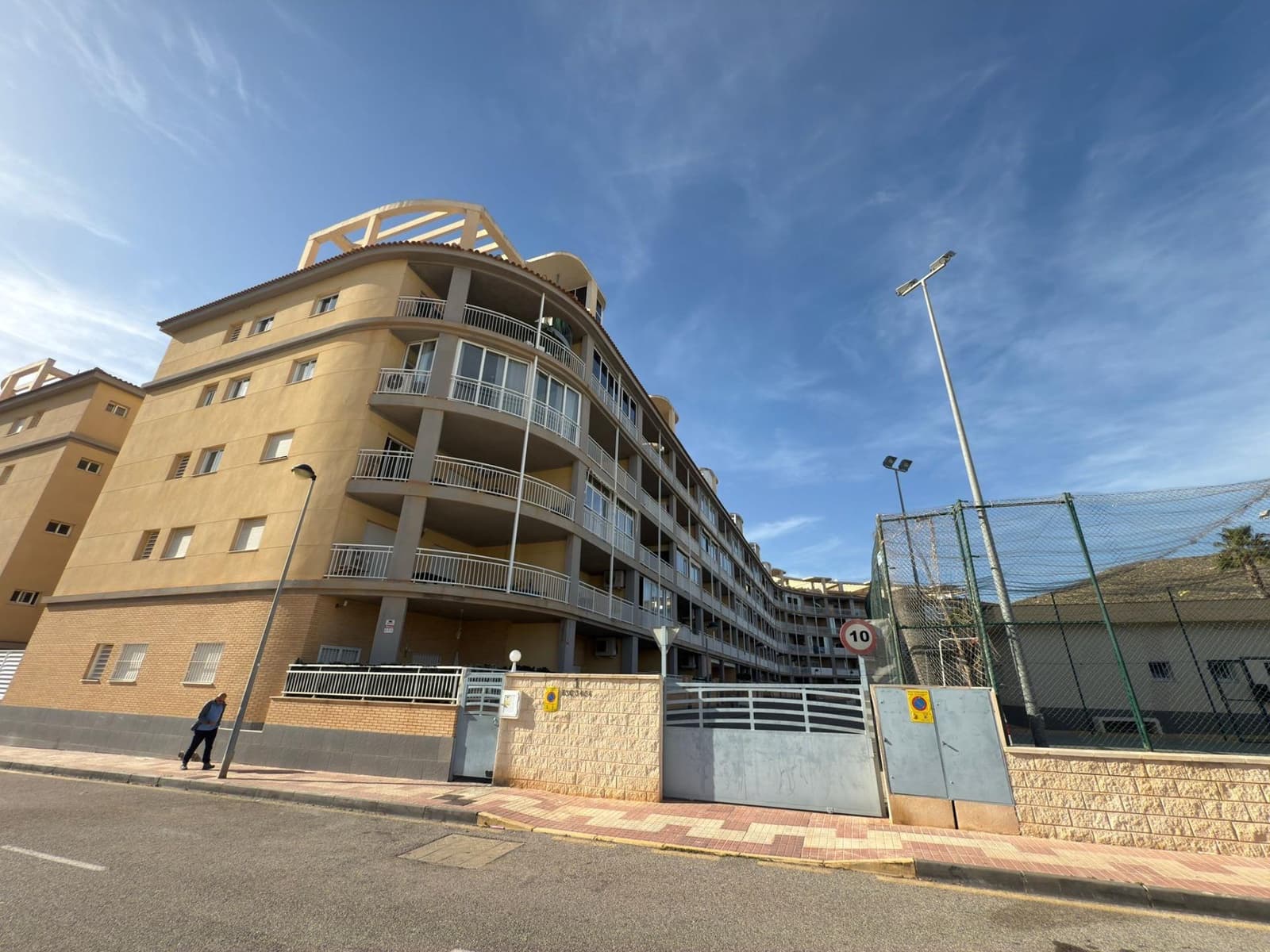 2 chambre Appartement à vendre à El Campello avec piscine garage - 189 000 € (Ref: 9385603)