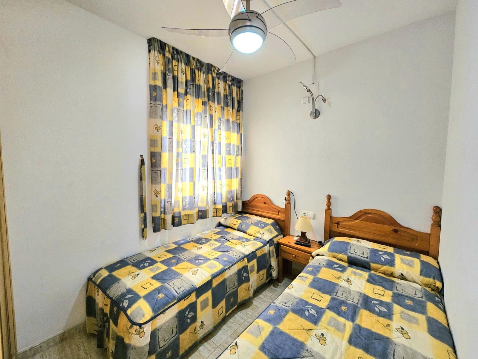 Apartamento de 2 habitaciones en Torrevieja en venta - 170.000 € (Ref: 9387907)