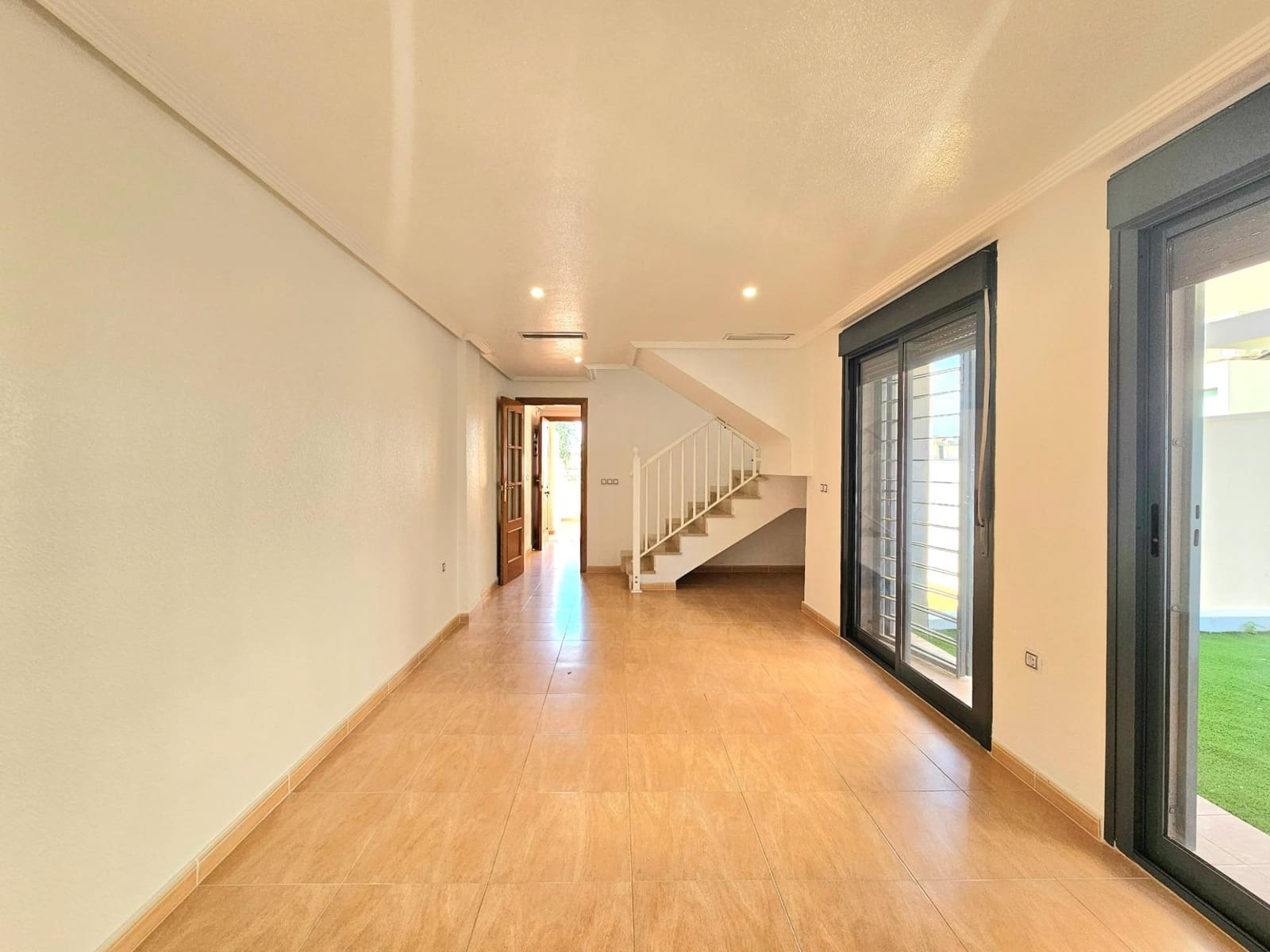 3 bedroom Villa for sale in Aguas Nuevas with pool - € 249,900 (Ref: 9387908)