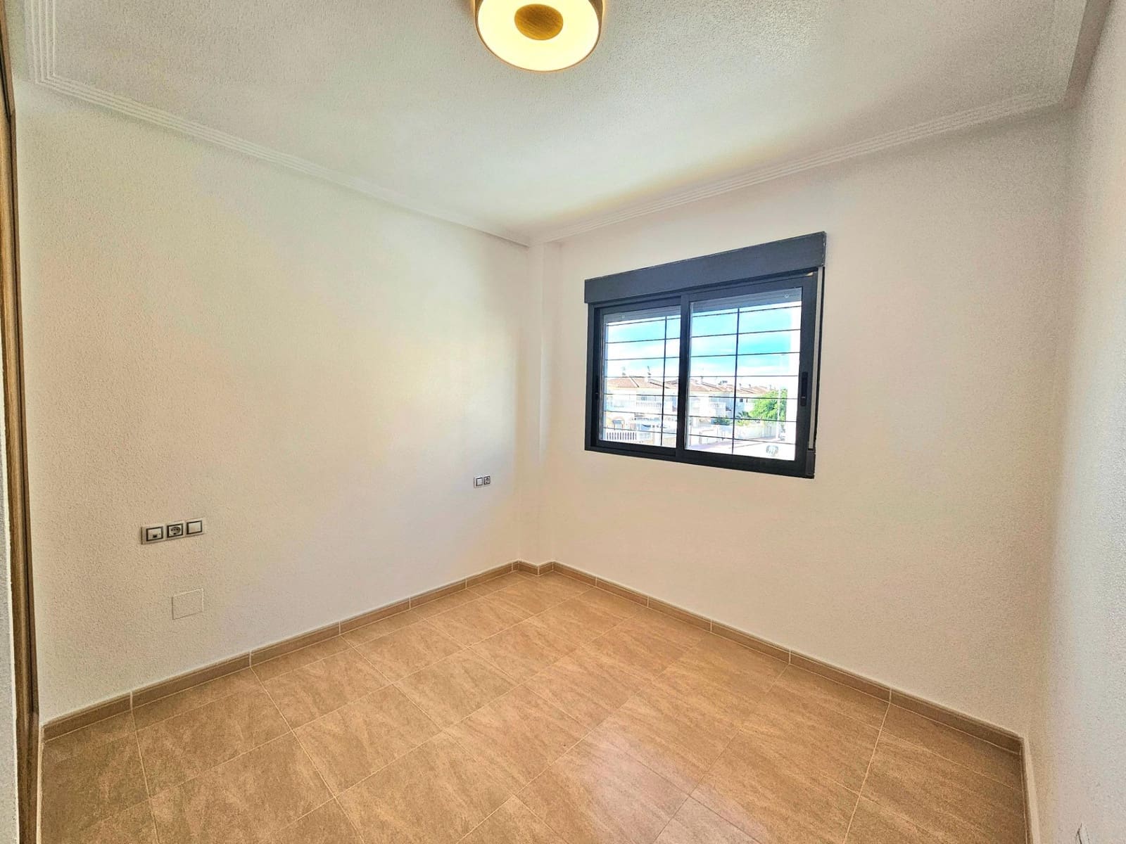 3 bedroom Villa for sale in Aguas Nuevas with pool - € 249,900 (Ref: 9387908)