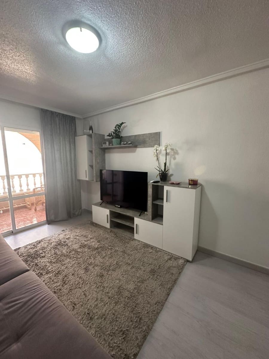 2 sypialnia Apartament na sprzedaż w Torrevieja z basenem - 144 000 € (Ref: 9387912)