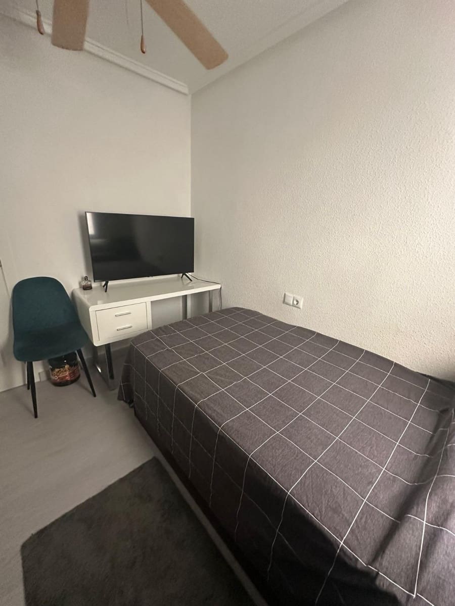 2 sypialnia Apartament na sprzedaż w Torrevieja z basenem - 144 000 € (Ref: 9387912)