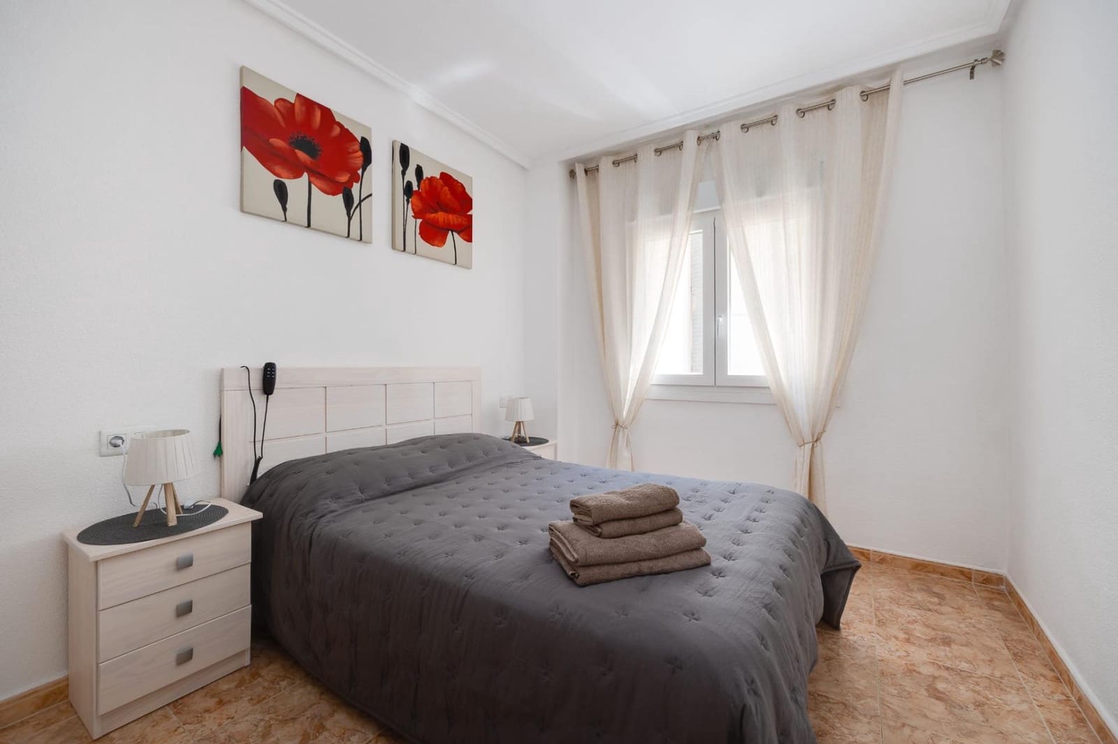 Apartamento de 2 habitaciones en Torrevieja en venta - 147.900 € (Ref: 9387913)