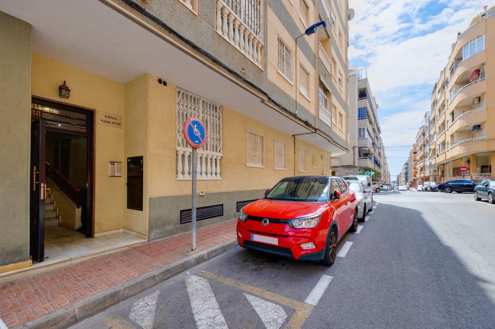 Apartamento de 2 habitaciones en Torrevieja en venta - 147.900 € (Ref: 9387913)