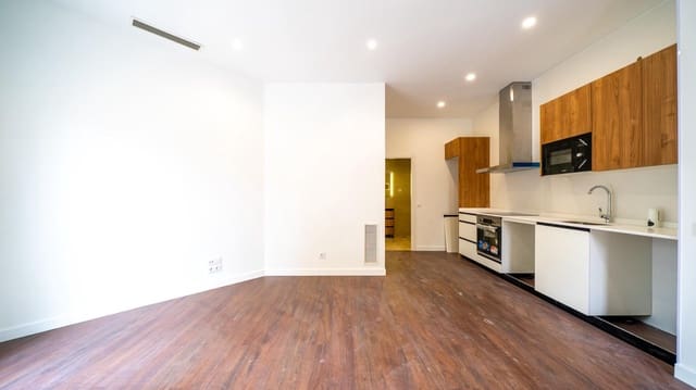 1 slaapkamer Flat te koop in Horcajo, Madrid stad - € 310.000 (Ref: 9390870)