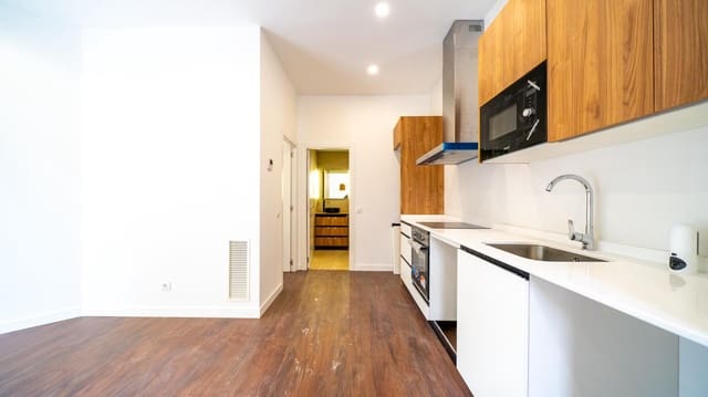 1 slaapkamer Flat te koop in Horcajo, Madrid stad - € 310.000 (Ref: 9390870)