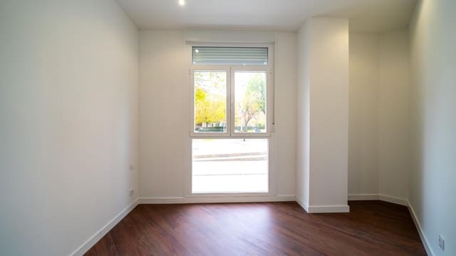 1 slaapkamer Flat te koop in Horcajo, Madrid stad - € 310.000 (Ref: 9390870)
