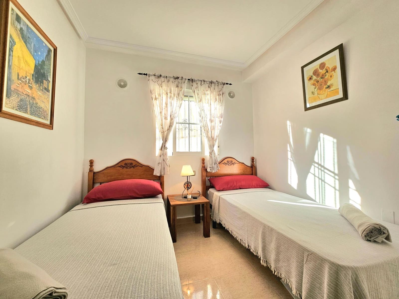 3 sypialnia Dom szeregowy na sprzedaż w Orihuela Costa z basenem - 245 000 € (Ref: 9395986)