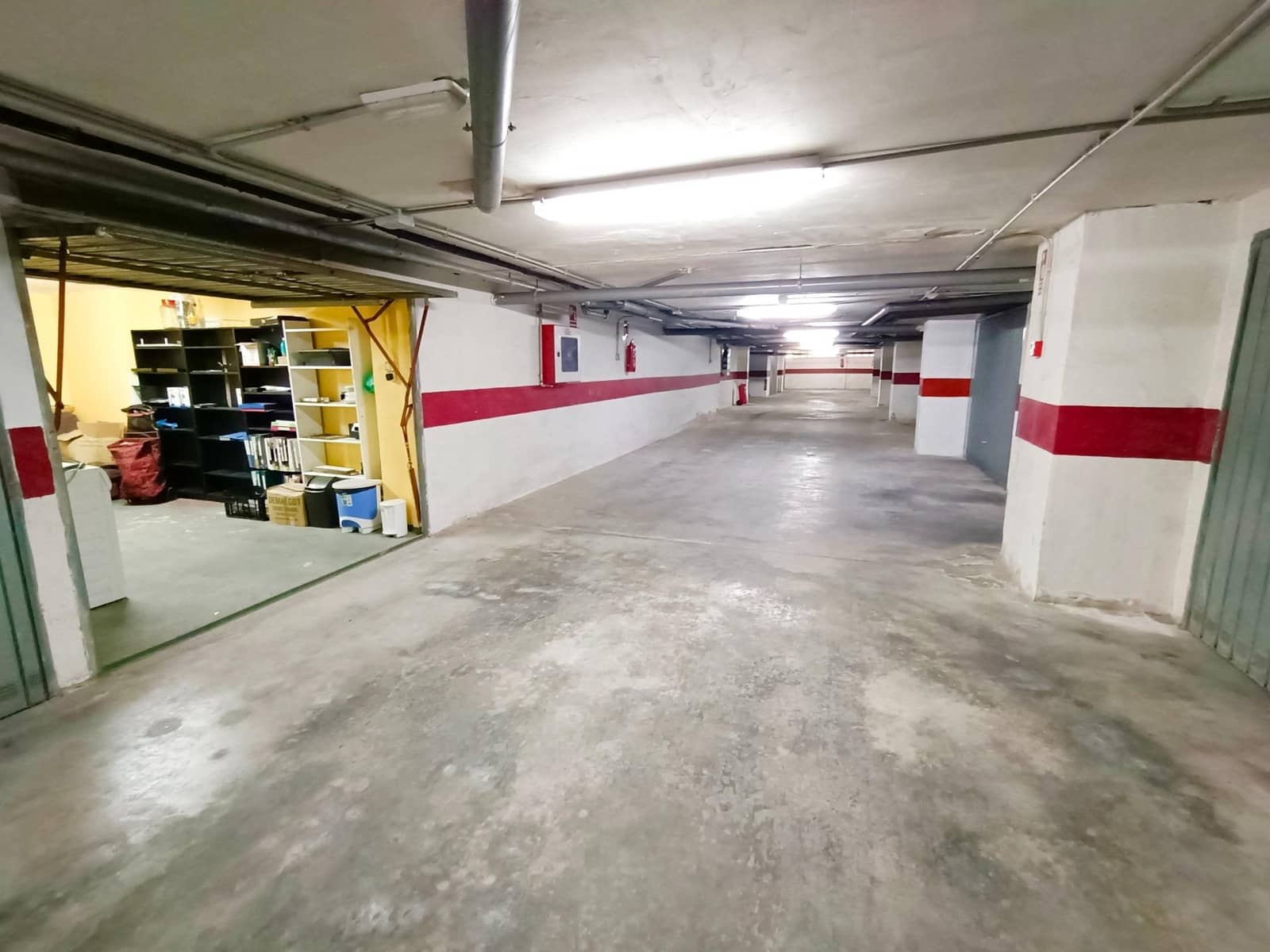 Apartamento de 2 habitaciones en Torrevieja en venta con piscina garaje - 133.000 € (Ref: 9398482)