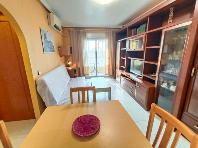 Apartamento de 2 habitaciones en Playa del Acequión, Torrevieja en venta con piscina garaje - 133.000 € (Ref: 9398482)