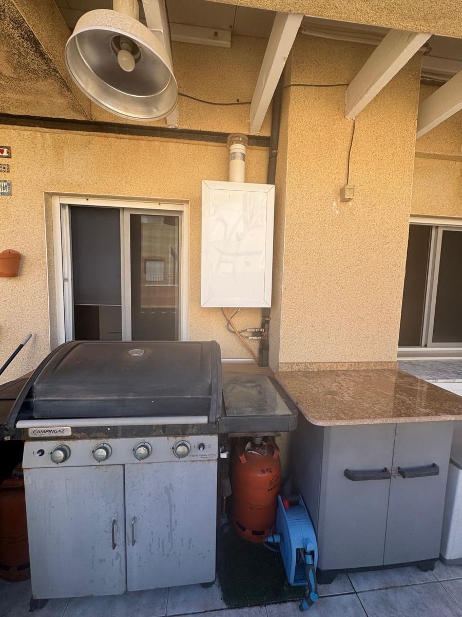 1 soverom Penthouse til salgs i Torrevieja - € 135 260 (Ref: 9398484)