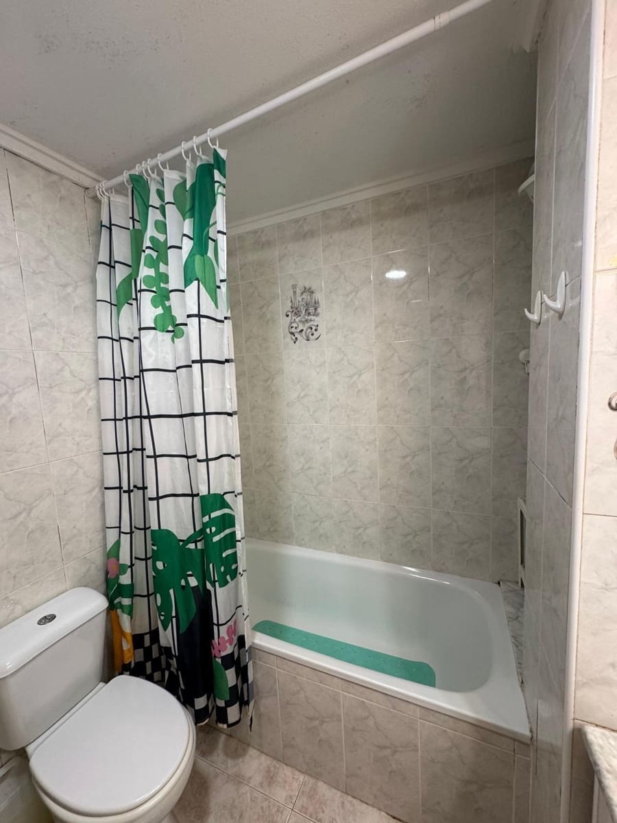 1 soverom Penthouse til salgs i Torrevieja - € 135 260 (Ref: 9398484)