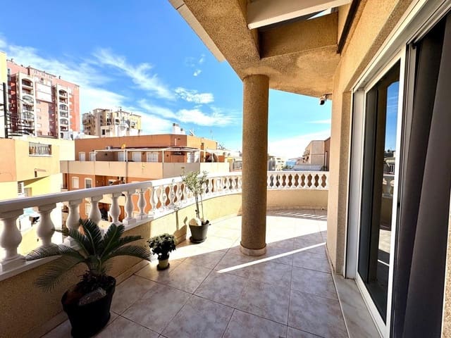 1 soveværelse Penthouse til salg i Playa de los Locos, Torrevieja - € 135.260 (Ref: 9398484)