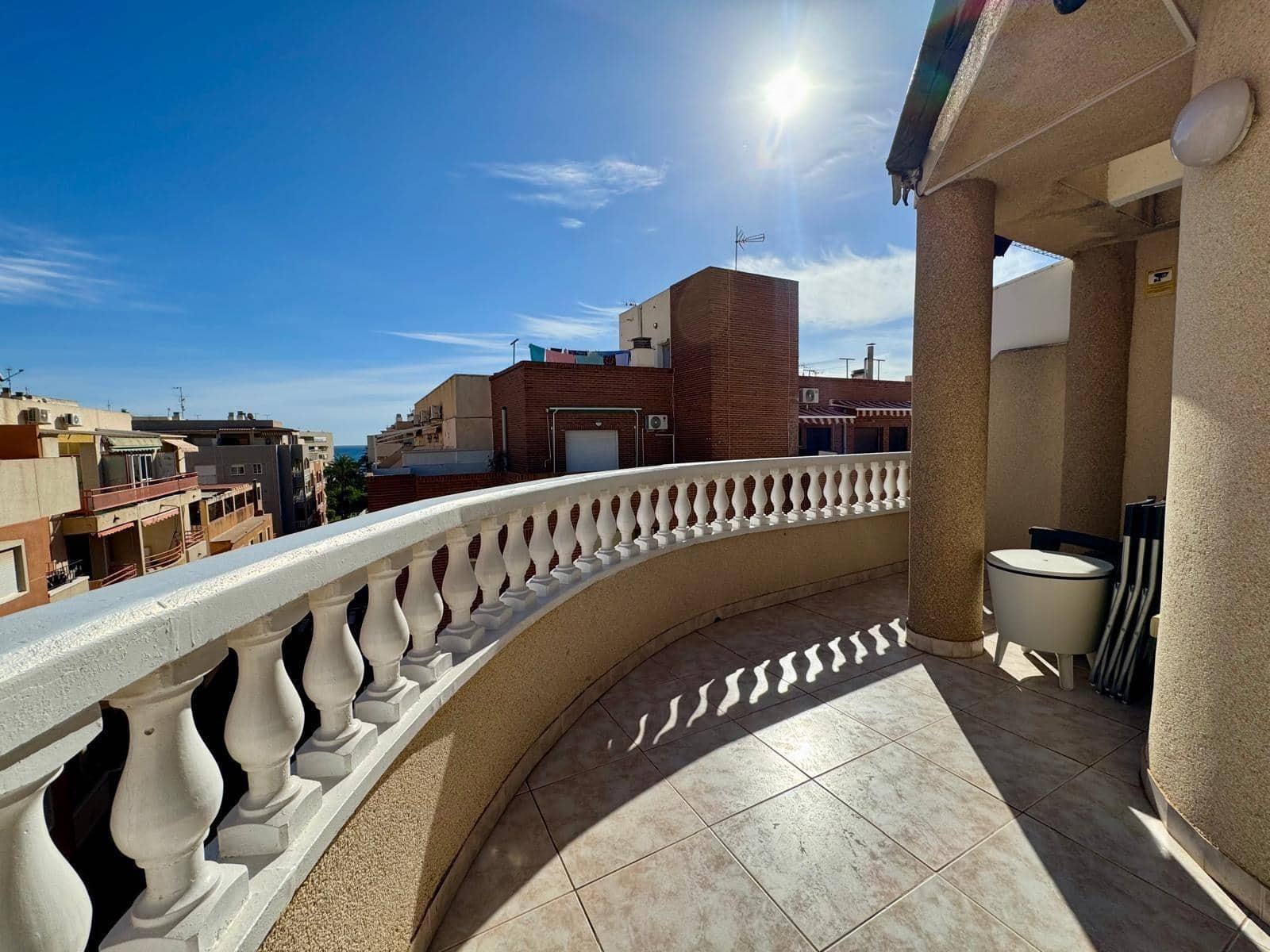 1 soverom Penthouse til salgs i Torrevieja - € 135 260 (Ref: 9398484)